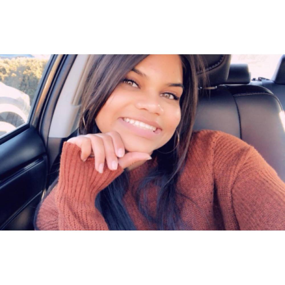 Meet your Posher, Lydia